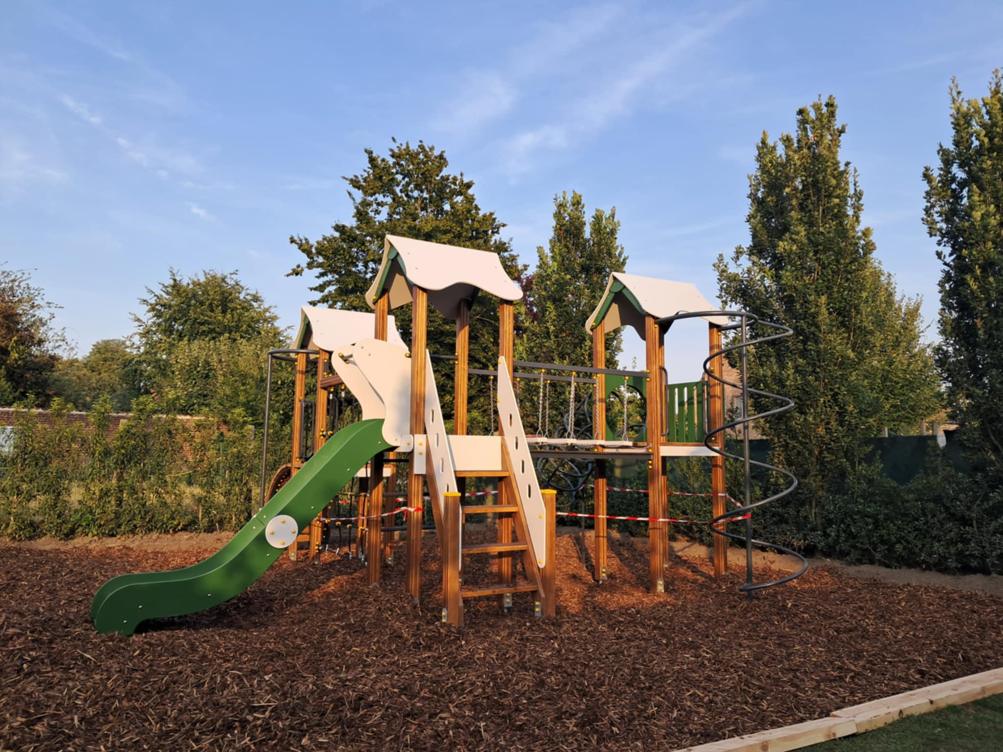 c6b4adf5 8c64 4875 85e6 7af28f593255